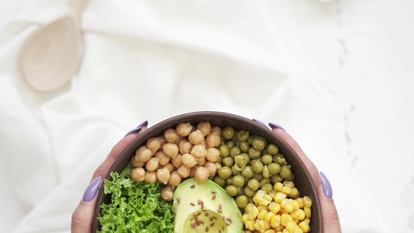 Uitgelichte afbeelding bij het kennisbank artikel voeding en huidgezondheid